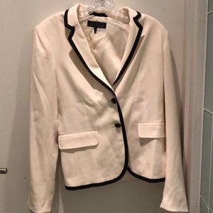 I’m selling a jacket from rag and bone